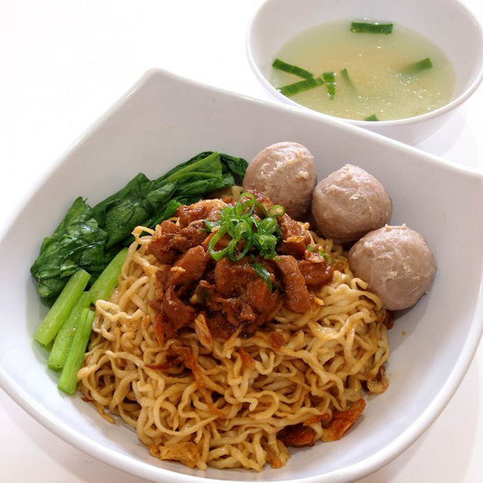Mie Ayam & Bakso Urat Mas Imam: Rasa yang Bikin Nostalgia di Cilacap